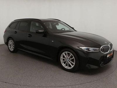 Gebraucht BMW 320 M Sport 190 PS (139 kW) 2025 Black sapphire Kombi