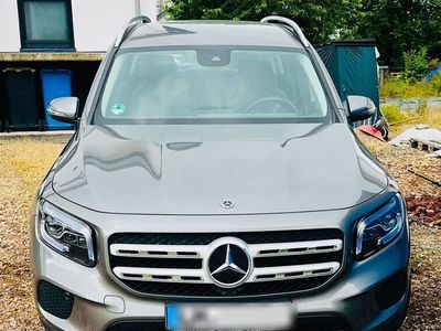 Mercedes GLB200