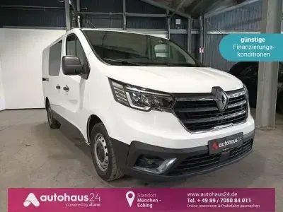 Gebraucht Renault Trafic Komfort 150 PS (110 kW) 2022 Andere Van / Kleinbus