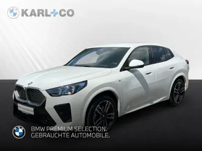 Gebraucht BMW iX2 M Sport 230 kW (313 PS) 2025 Alpinweiss iii SUV