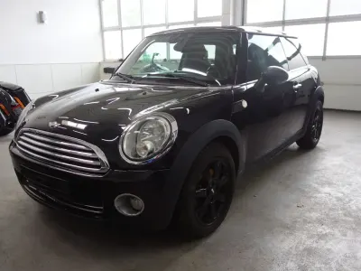 Gebraucht Mini ONE 95 PS (69 kW) 2009 Midnight black metallic Kleinwagen