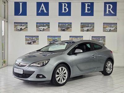 Usata Opel Astra GTC Innovation 131 CV (96 kW) 2013 Argento Coupé