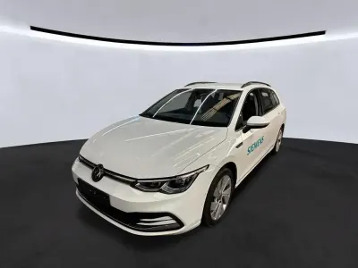 Gebraucht VW Golf VIII Style 150 PS (110 kW) 2023 Weiß Kombi