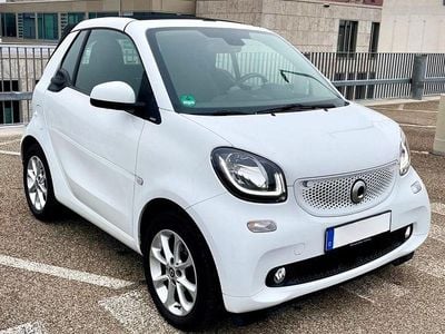 Weiß Gebraucht 2019 Smart ForTwo Cabrio Cabrio | 16.800 € (Fairer Preis)