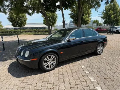 Gebraucht Jaguar S-Type S 204 PS (150 kW) 2011 Schwarz Limousine