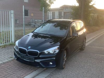 gebraucht BMW 220 Gran Tourer 220d xDrive Steptronic M Spo...