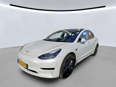 Gebraucht Tesla Model 3 Standard Range 225 kW (306 PS) 2020 Weiß Limousine