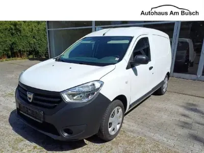 Gebraucht Dacia Dokker Express Ambiance 83 PS (61 kW) 2015 Gletscherweiss Van