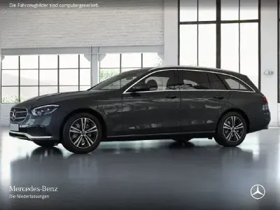 Gebraucht Mercedes E220 200 PS (147 kW) 2022
