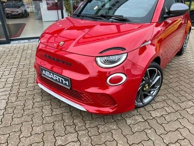 Neu Abarth 500e Turismo 113 kW (154 PS) 2026 Rot Kleinwagen