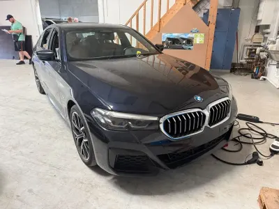Gebraucht BMW 545e M Sport 286 PS (210 kW) 2022 Schwarz Limousine