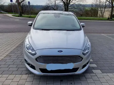 Gebraucht Ford S-MAX S 150 PS (110 kW) 2019 Silber Van / Kleinbus