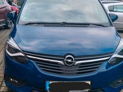 Gebraucht Opel Zafira Edition 131 PS (96 kW) 2018 Blau Van / Kleinbus