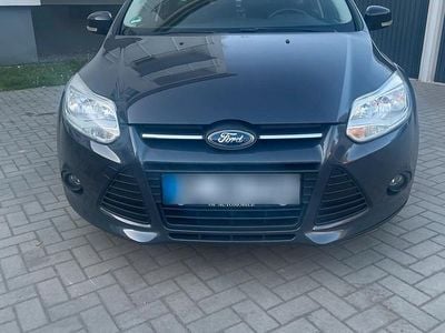 Usata Ford Focus 150 CV (110 kW) 2013 Grigio Station wagon