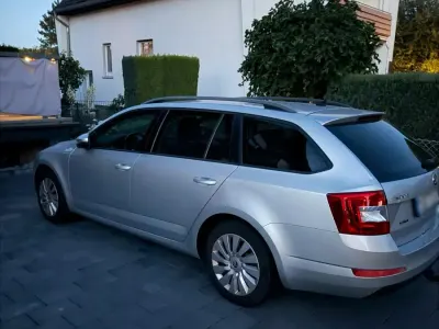 Gebraucht Skoda Octavia 110 PS (80 kW) 2015 Silber Kombi