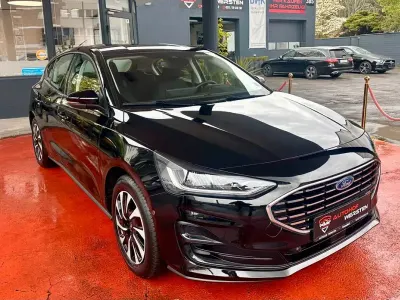 Gebraucht Ford Focus Titanium 155 PS (114 kW) 2024 Schwarz Limousine