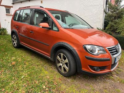 VW Touran Cross