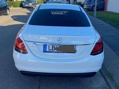 Gebraucht Mercedes C220 194 PS (142 kW) 2020 Weiß Limousine