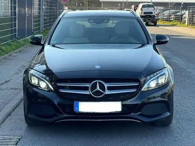 Second-hand Mercedes C300 Avantgarde 245 CP (180 kW) 2015 Negru Break
