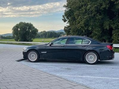 Second-hand BMW 730 245 CP (180 kW) 2011 Negru Berlinǎ