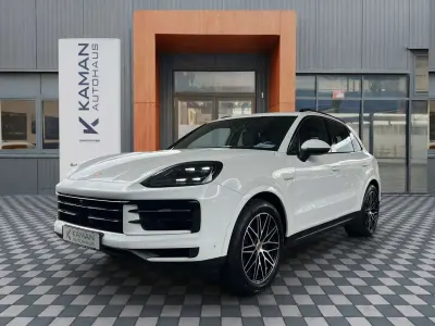 Gebraucht Porsche Cayenne 470 PS (345 kW) 2023 Weiß SUV