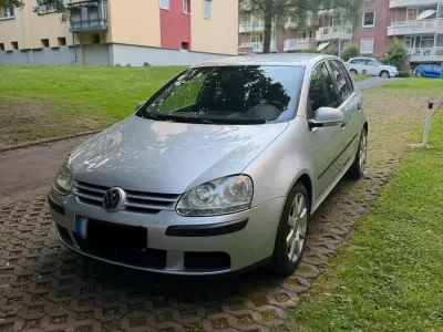 Gebraucht VW Golf IV 105 PS (77 kW) 2005 Silber Limousine