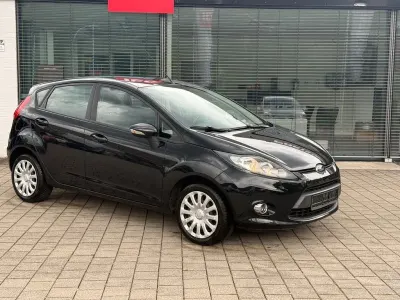 Gebraucht Ford Fiesta Trend 82 PS (60 kW) 2012 Schwarz Limousine