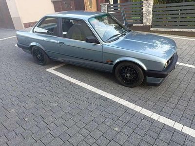 Gebraucht BMW 325 171 PS (125 kW) 1987 Limousine