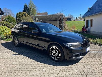 Usata BMW 520 Sport Line 190 CV (139 kW) 2017 Nero Station wagon