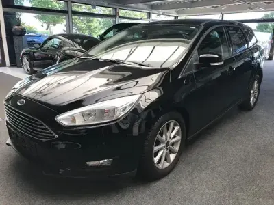 Gebraucht Ford Focus ST 250 PS (183 kW) 2016 Blau Limousine