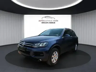 Gebraucht VW Touareg 239 PS (175 kW) 2011 Night blue metallic SUV