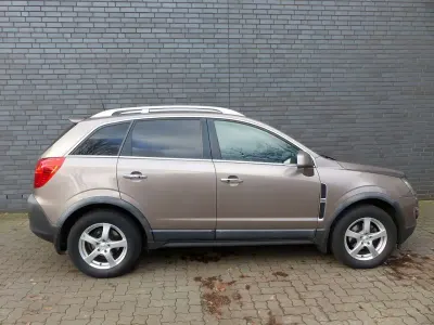 Gebraucht Opel Antara Cosmo 163 PS (119 kW) 2015 Kupferbraun SUV
