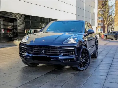 Gebraucht Porsche Cayenne S Sport 441 PS (324 kW) 2019 Schwarz SUV