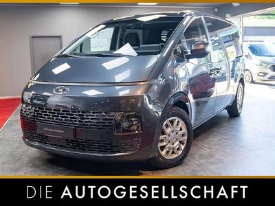 Gebraucht Hyundai Staria 177 PS (130 kW) 2022 Grau Van / Kleinbus