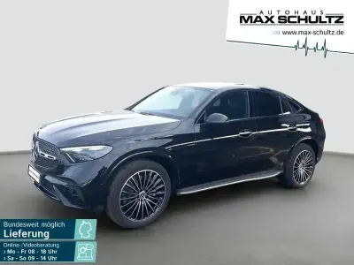 Gebraucht Mercedes GLC300 AMG 269 PS (197 kW) 2025 Metalliclack obsidianschwarz Coupé