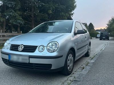 Gebraucht VW Polo 64 PS (47 kW) 2003 Grau Kleinwagen