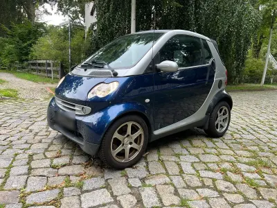 Usata Smart ForTwo Cabrio Passion 41 CV (30 kW) 2005 Blu Cabrio