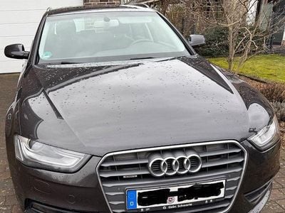 Gebraucht Audi A4 Ambiente 170 PS (125 kW) 2014 Grau Kombi