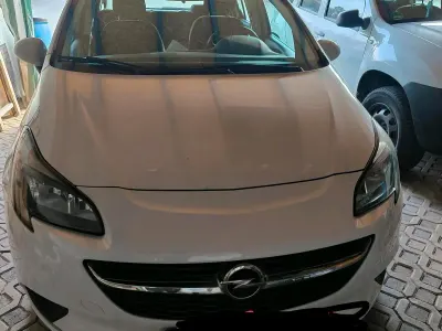 Używany Opel Corsa 95 KM (69 kW) 2017 Biały Hatchback