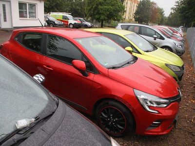 Rot Gebraucht 2020 Renault Clio V Experience Limousine | 13.500 € (Fairer Preis)