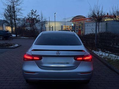 Gebraucht Mercedes E200 160 PS (117 kW) 2020 Silber Limousine