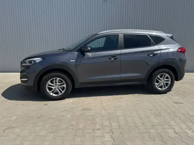 Gebraucht Hyundai Tucson 132 PS (97 kW) 2018 Grau SUV