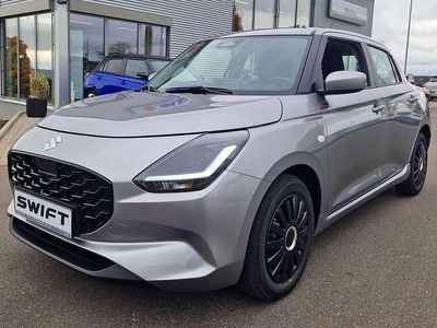 Premium silver Neu 2025 Suzuki Swift Club Kleinwagen | 18.840 €