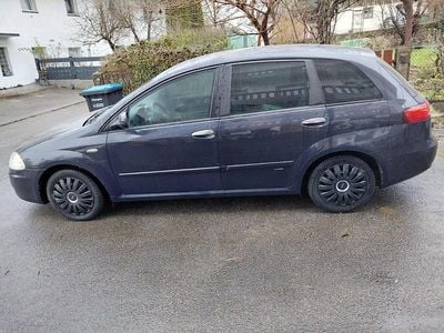 Gebraucht Fiat Croma 147 PS (108 kW) 2006 Blau Kombi