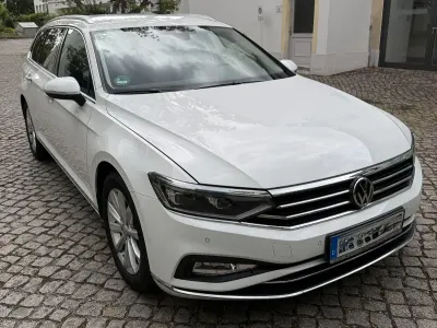 Gebraucht VW Passat Elegance 150 PS (110 kW) 2019 Weiß Kombi