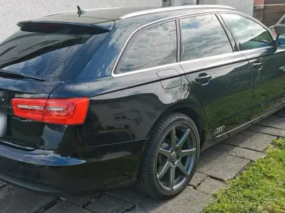 Gebraucht Audi A6 177 PS (130 kW) 2014 Schwarz Kombi