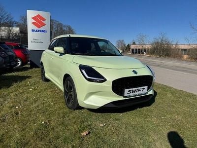Usata Suzuki Swift Comfort+ 82 CV (60 kW) 2025 Verde Utilitaria