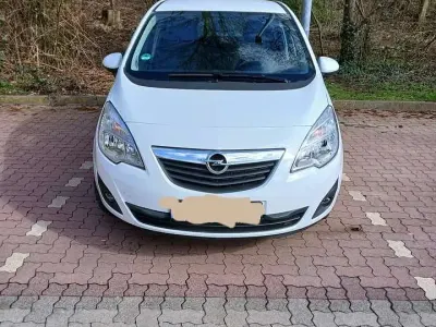 Gebraucht Opel Meriva Active 101 PS (74 kW) 2013 Van / Kleinbus