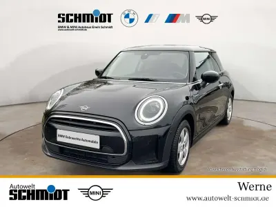 Gebraucht Mini Cooper Essential 136 PS (100 kW) 2024 Midnight black metallic Kleinwagen