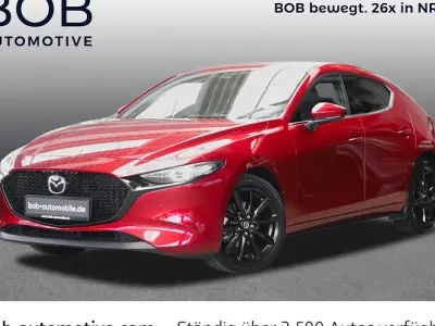 Gebraucht Mazda 3 Exclusive-Line 186 PS (136 kW) 2024 Rot Limousine